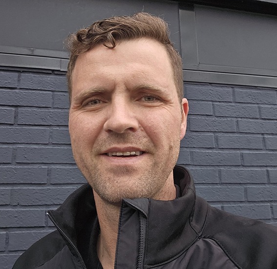 BRUKER: Kristoffer Pittman og kameratene treffes i badstuen flere ganger i året.